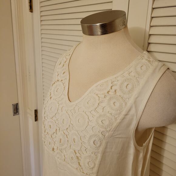 Embroidered Lace Yoke Cream Sleeveless Blouse Kensie Medium Boho Top - Picture 2 of 7